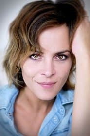 Armelle Deutsch as Colombe