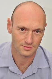 Bruno Tuchszer as Franck Ferrer