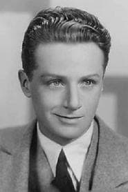 Morgan Farley as Doctor Pitt