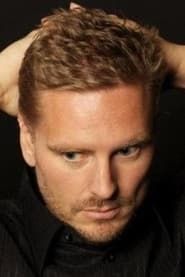 Carl Lindbergh as Campeur 2