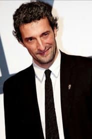 Giorgio Caputo as Slim Tully