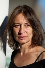 Magali Bonat as Maud