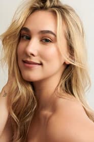 Sarah Helbringer as Yvet