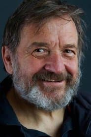 Vitus Zeplichal as Erich