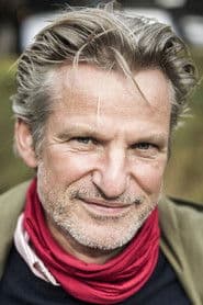 Ole Lemmeke as Laubjerg