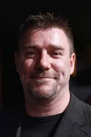 Michael-Joachim Heiss as Tagportier