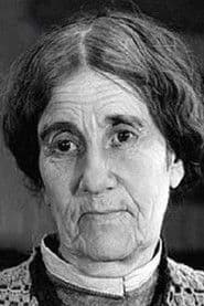 Mai Wells as Old Mombi