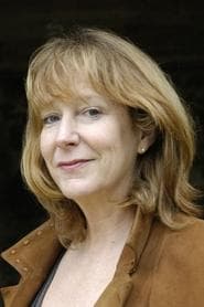 Patty Hannock as L'agent immobilier anglaise