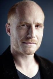 Antoine Cholet as Cadavre moyenâgeux