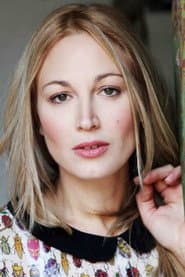 Barbara Bonanni as Beatrice