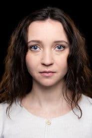 Taeke Nicolaï as Oksana