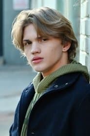 Mason McNulty as Chad