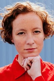 Sarah Sophia Meyer as Anna Reinhart