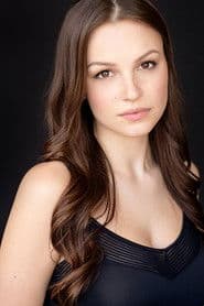 Kayla Wallace as Avery Truit