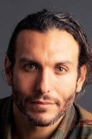 Angus McGruther as Virgil Dakota