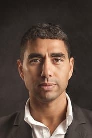 Mimoun Oaïssa as Youssoef