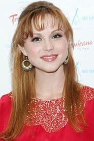 Sarah Glendening as Mandi