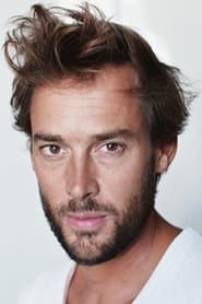 Emmanuel Noblet as Son éxécutant