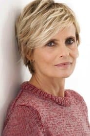 Isabella Ferrari as Flora