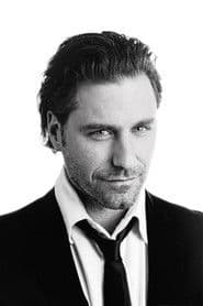 Frederik Brom as Peter Jan