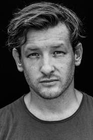 Gustavo Bassani as Eric Velasco