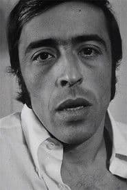 Paulo Villaça as André