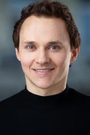 Kostiantyn Voitenko as Simon