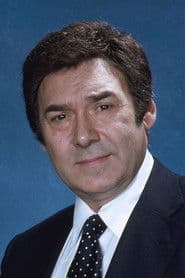 Joseph Mascolo as Gus Mascola
