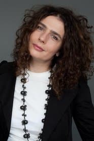 Arsinée Khanjian as Hera