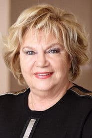 Nevra Serezli as Güzin