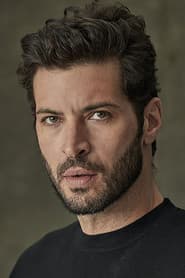 Leandro Lima as Marco Ladeia