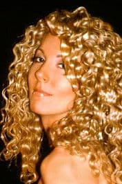 Susan Goforth as Amy Wells