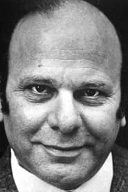 Nando Marineo as Dott. Fagioni