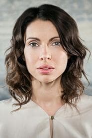 Jana Pallaske as Elli