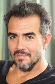 Rafael Edholm as Benito