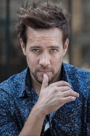 Viktor Klem as Géza