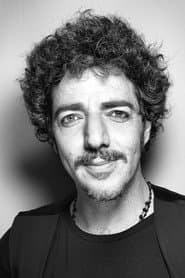 Max Gazzè as Franco Cardillo