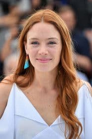 Laetitia Dosch as La voleuse