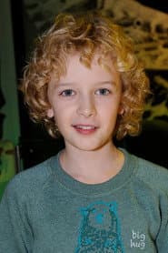 Jelle Stout as Thomas