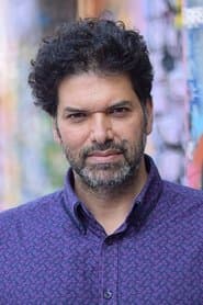 Paul Tylak as Obesey / Stayput / Chimpanzee (voice)