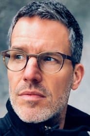 Tim Bergmann as Oberleutnant Hofacker