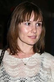 Liz Stauber as Trudie Tucker