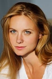 Anna Unterberger as Kim