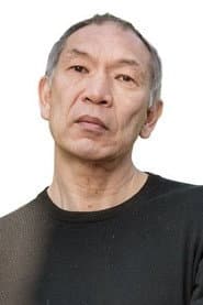 Dschingis Bowakow as Dschingis Ulanow