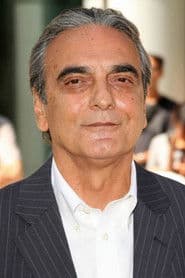 Homayoun Ershadi as Aspasius