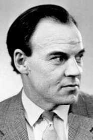 Mikhail Gluzskiy as Panteleyev