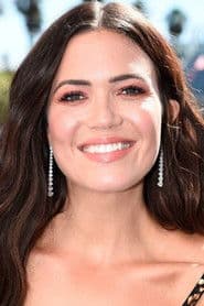 Mandy Moore as Jamie Sullivan