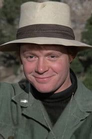 George Morgan as Walter Dinsmore