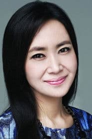 Kim Sun-kyung as Dr. Chu Kyung-sook