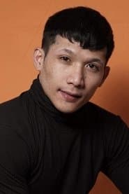 Jasper Torres as Joey